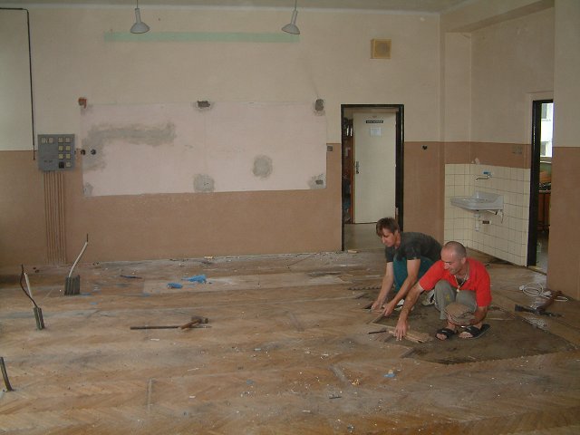 img00012.jpg