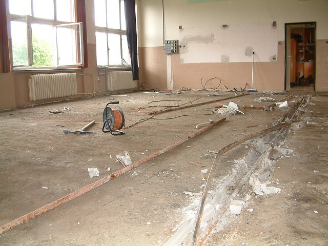 img00016.jpg